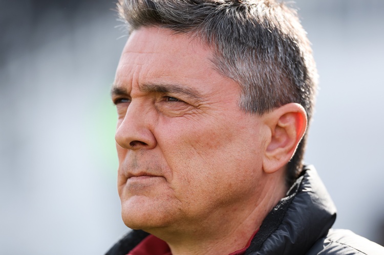 马德兴：安东尼奥继续率队备战亚运会 各方应选择信任邵佳一