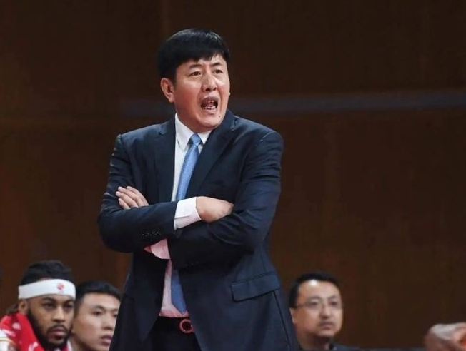 开云APP-浙江男篮官宣：同意丁伟辞去总教练职务 生涯3次从浙江卸任